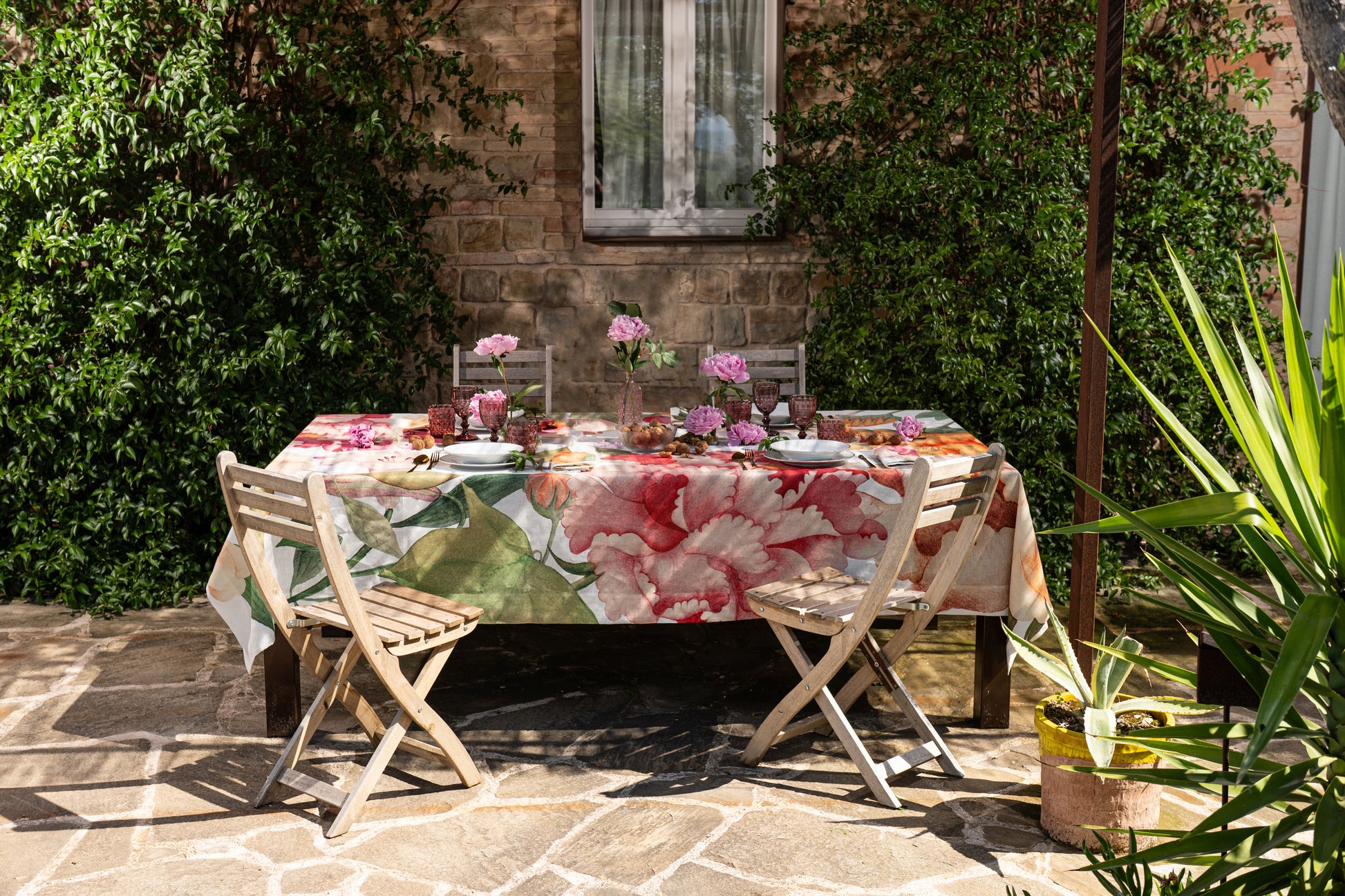 Linen Tablecloth «Peony», 100% Made in Italy - The Napking