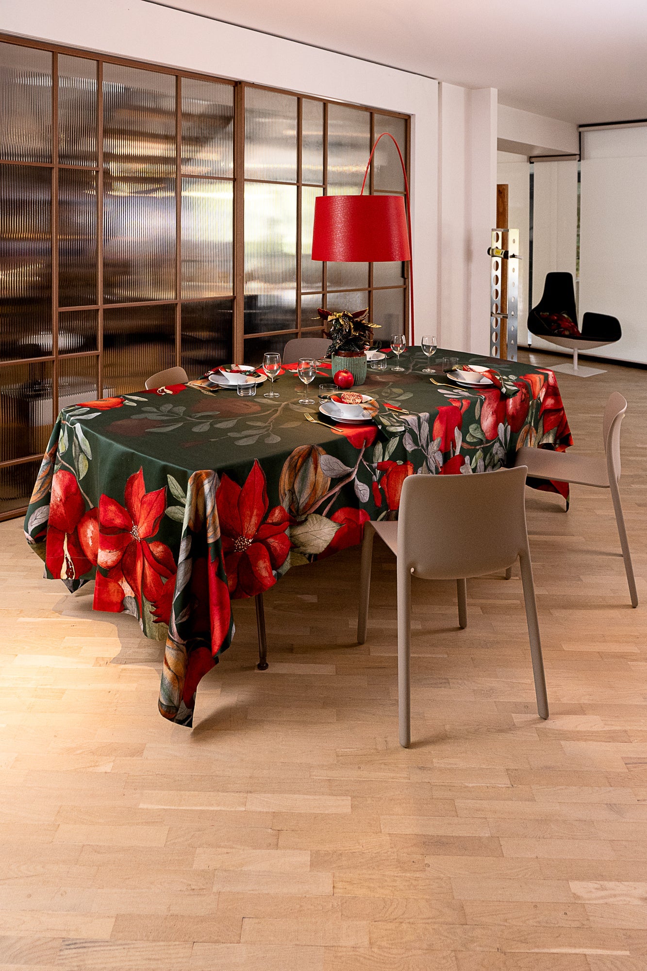 Satin Tablecloth «Grenade» Green Variant 100% Made in Italy - The Napking