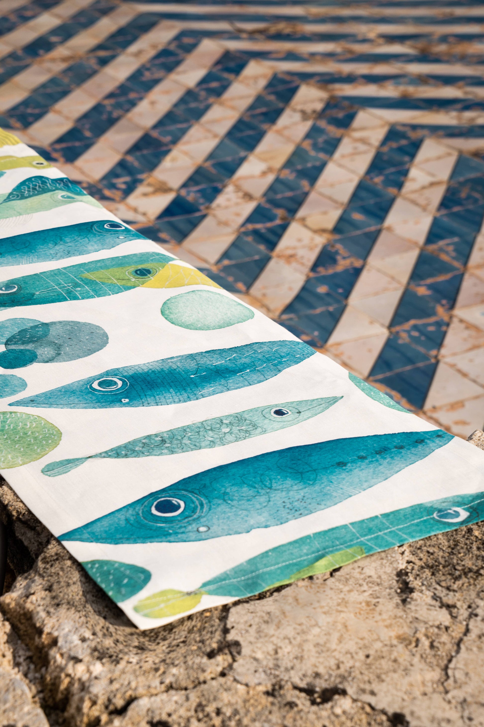 Pure Linen Runner «Pesci Volanti» 100% Made in Italy The Napking
