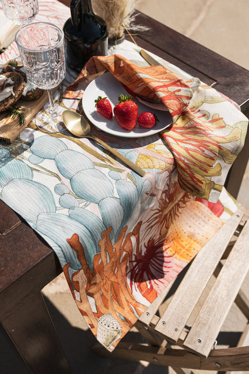 Chemin de table en lin haut de gamme «Corals» 100% Made in Italy - The Napking