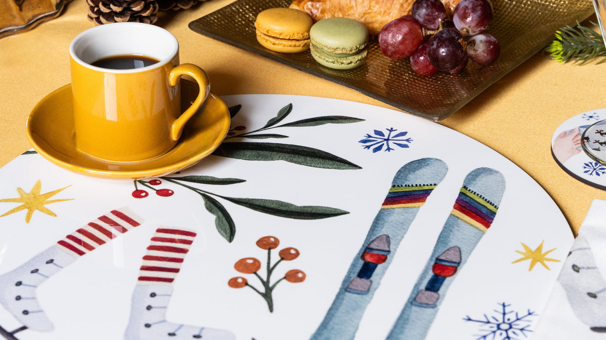 Set of 2 round hardboard manteles individuales Winter Party The Napking