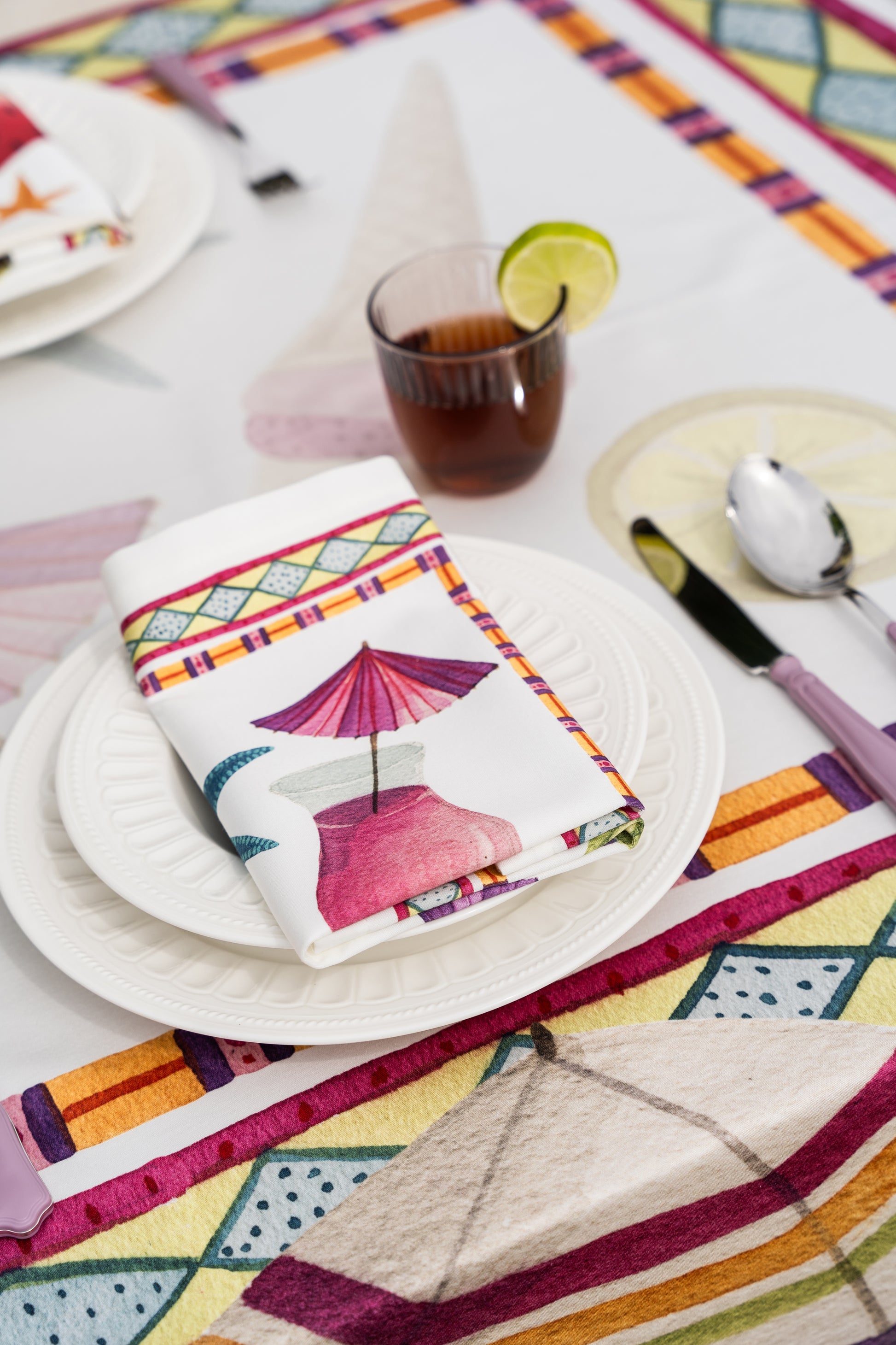 Set of 4 Napkins Satin Summer Party