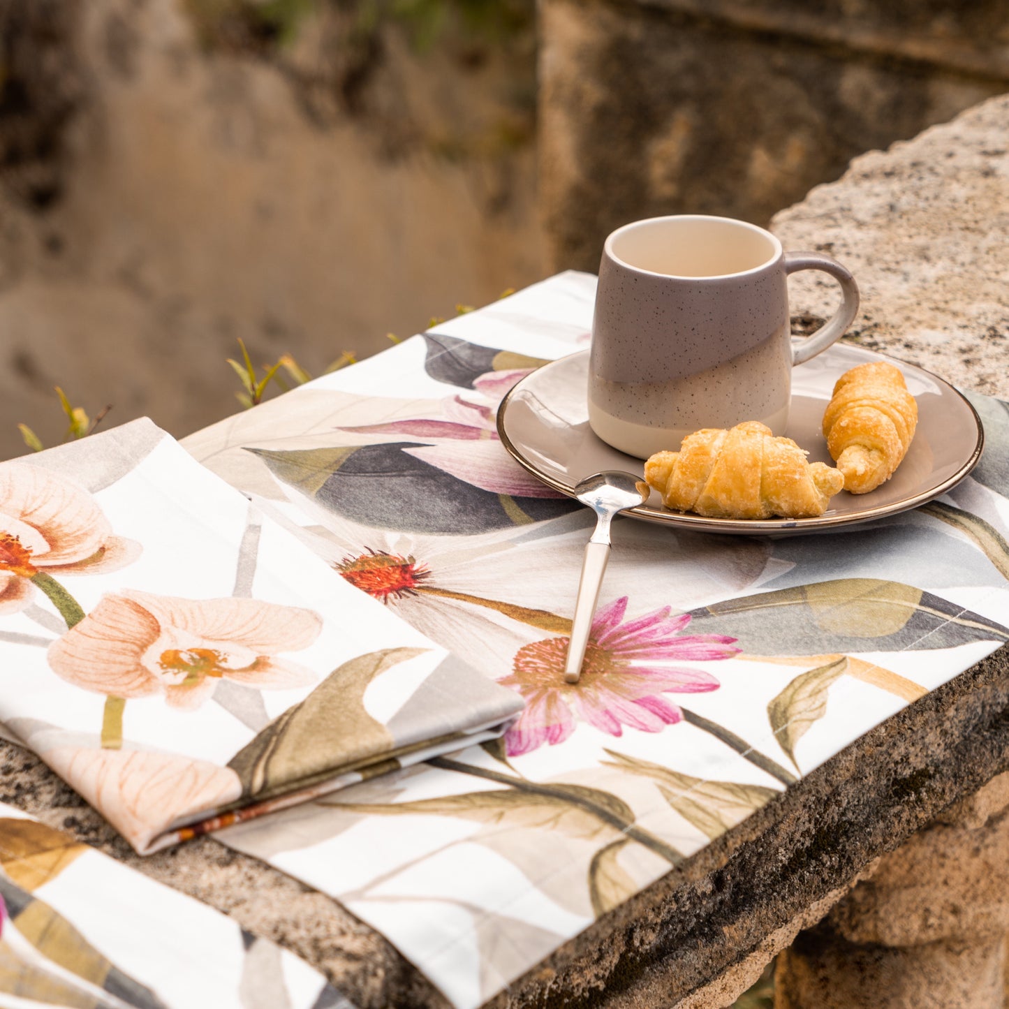Set of 4 Placemats «Floralia», Cotton Satin 100% Made in Italy
