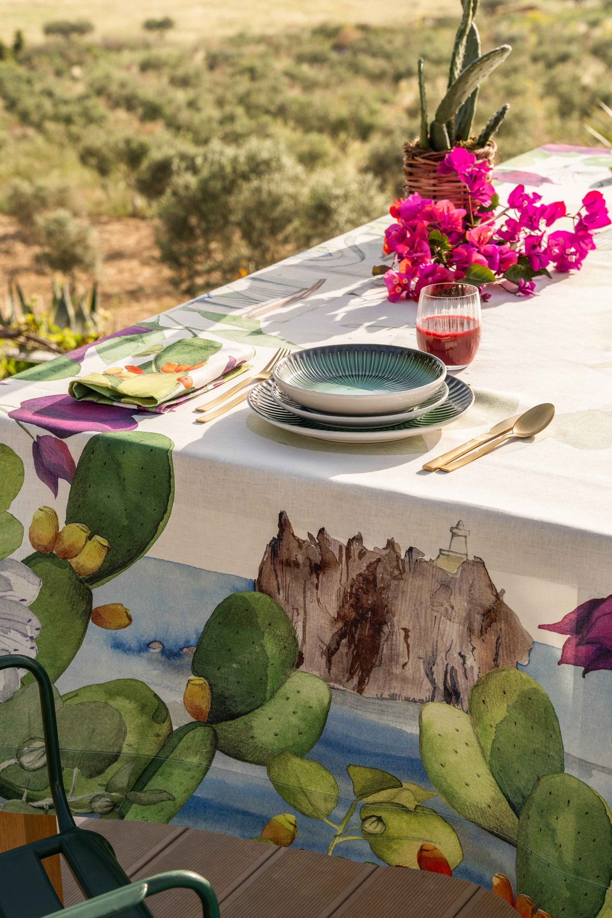 Lipari Pure Linen Tablecloth 110 x 110 cm | 100% MADE IN ITALY
