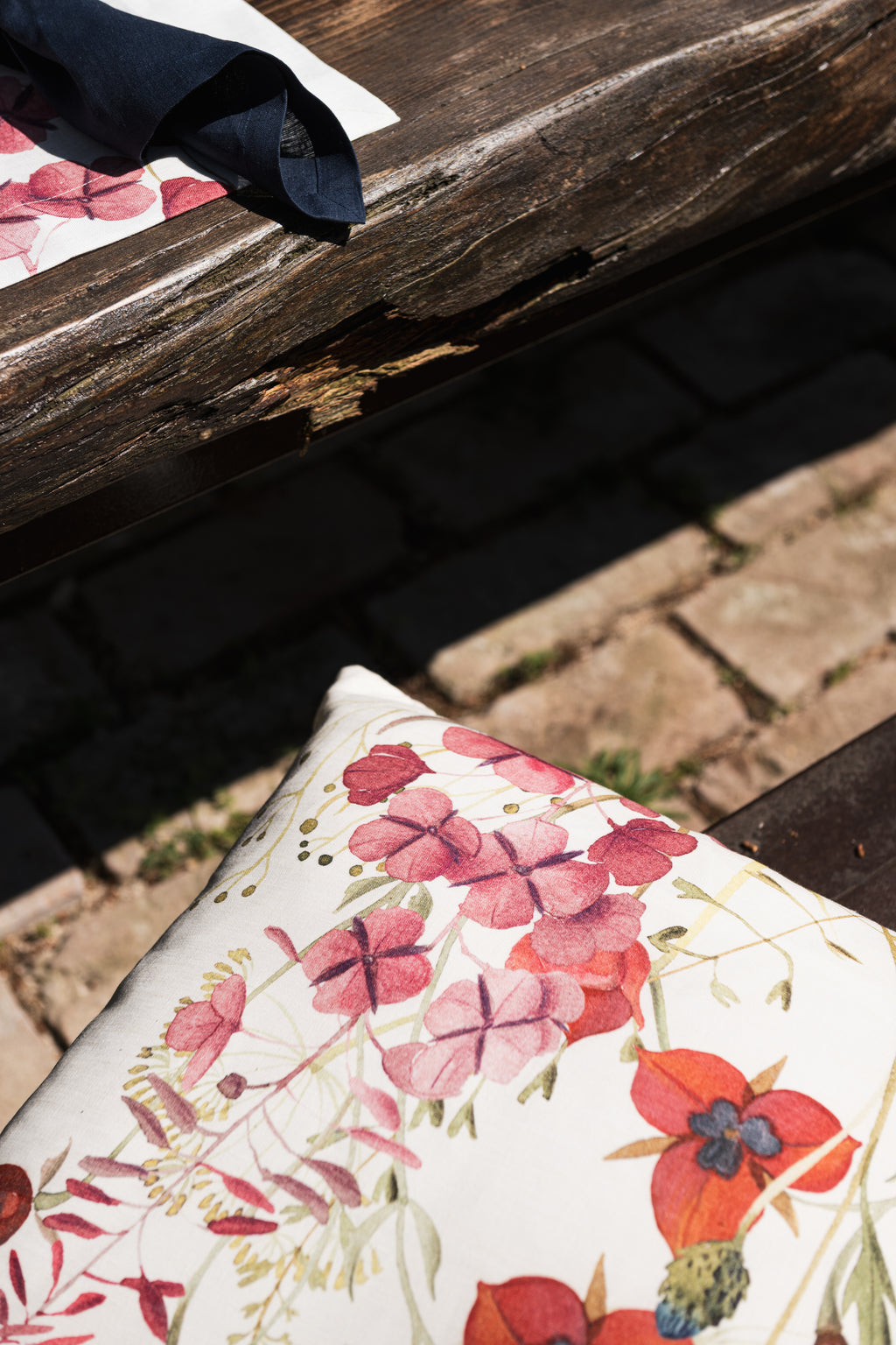 Cushion «Fiordaliso», 100% Made in Italy - The Napking