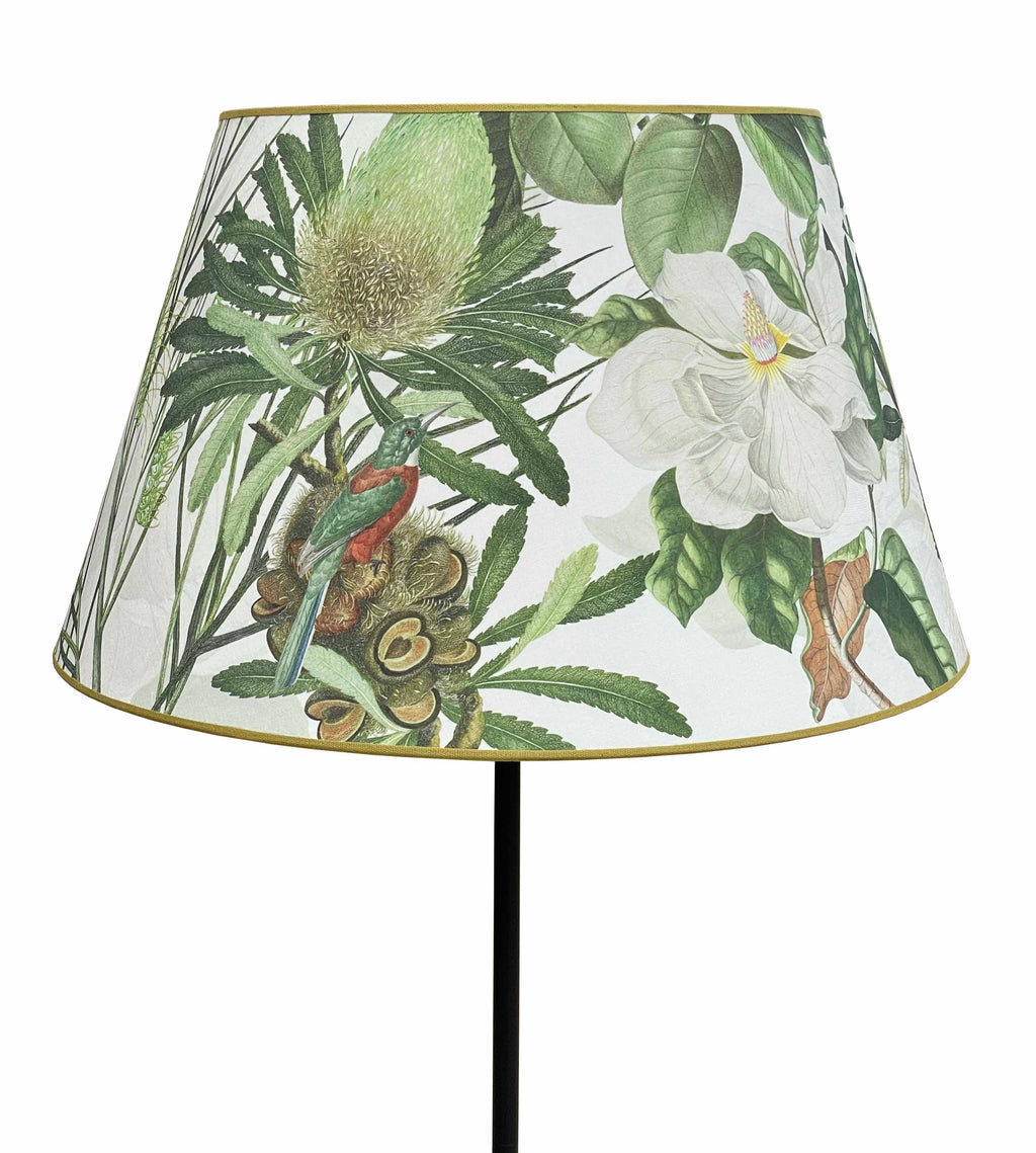 "LOMA" Conical lampshade in printed fabric. The Napking