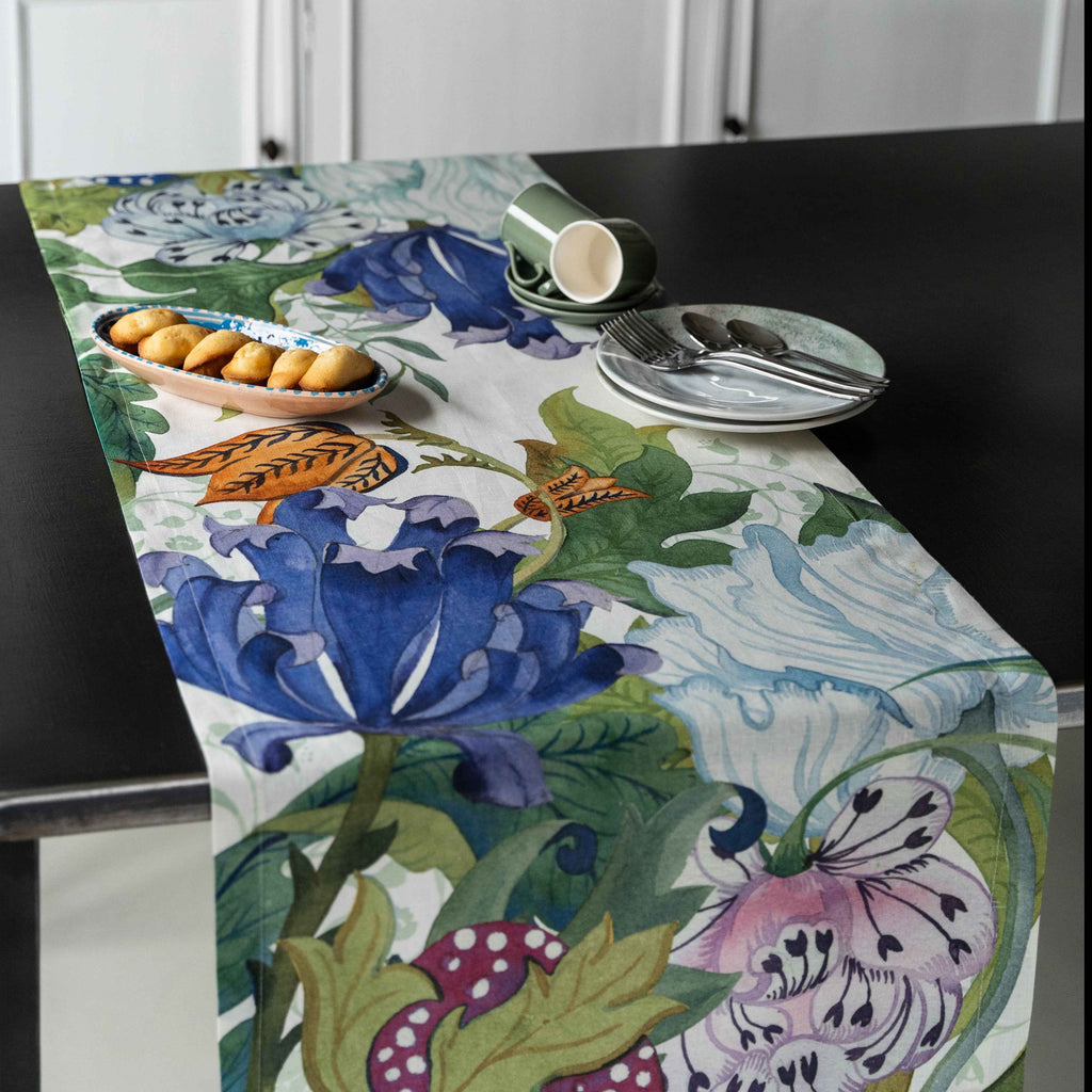 Morris Premium Linen Table Runner