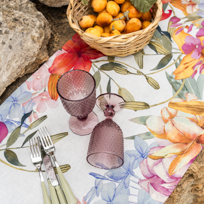 Table runner «Oleandro», Premium quality Linen