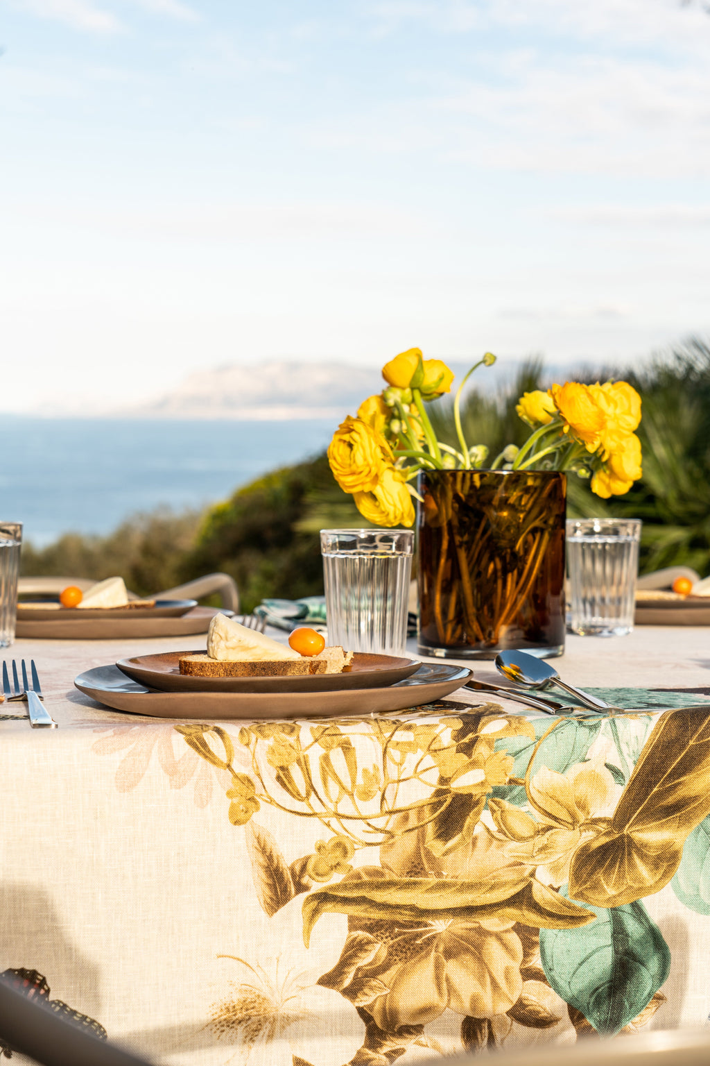 Linen Tablecloths «Piatti» by Vito Nesta 100% Made in Italy The Napking