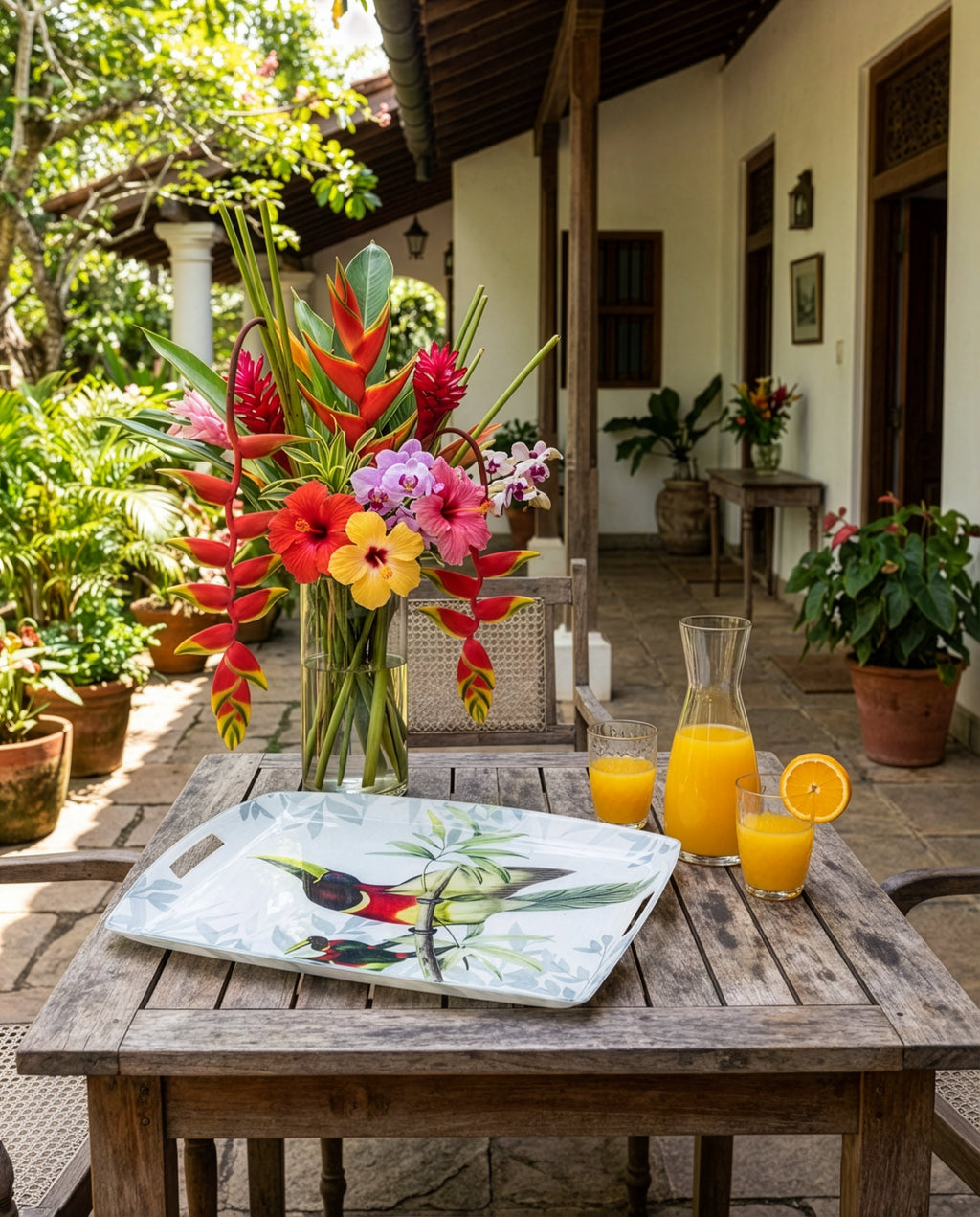 Tray «Toucans»