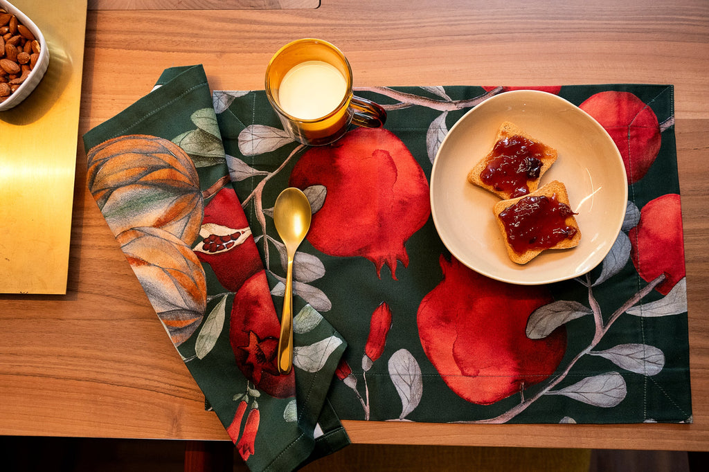 Set of 4 Placemats «Grenade» Green Variant Cotton Satin 100% Made in Italy The Napking
