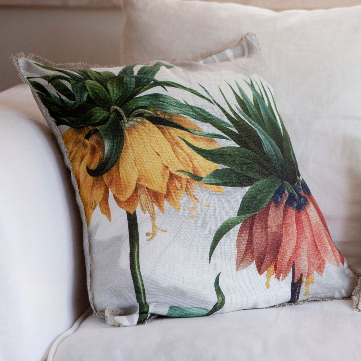 Cushion «Fritillaria», 100% Made in Italy The Napking